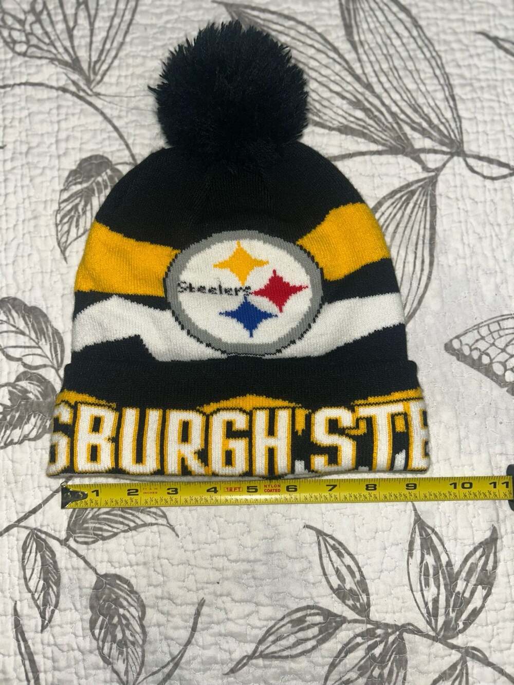 NFL Team Apparel Pittsburgh Steelers  Black Yellow White Cuffed Beanie Hat